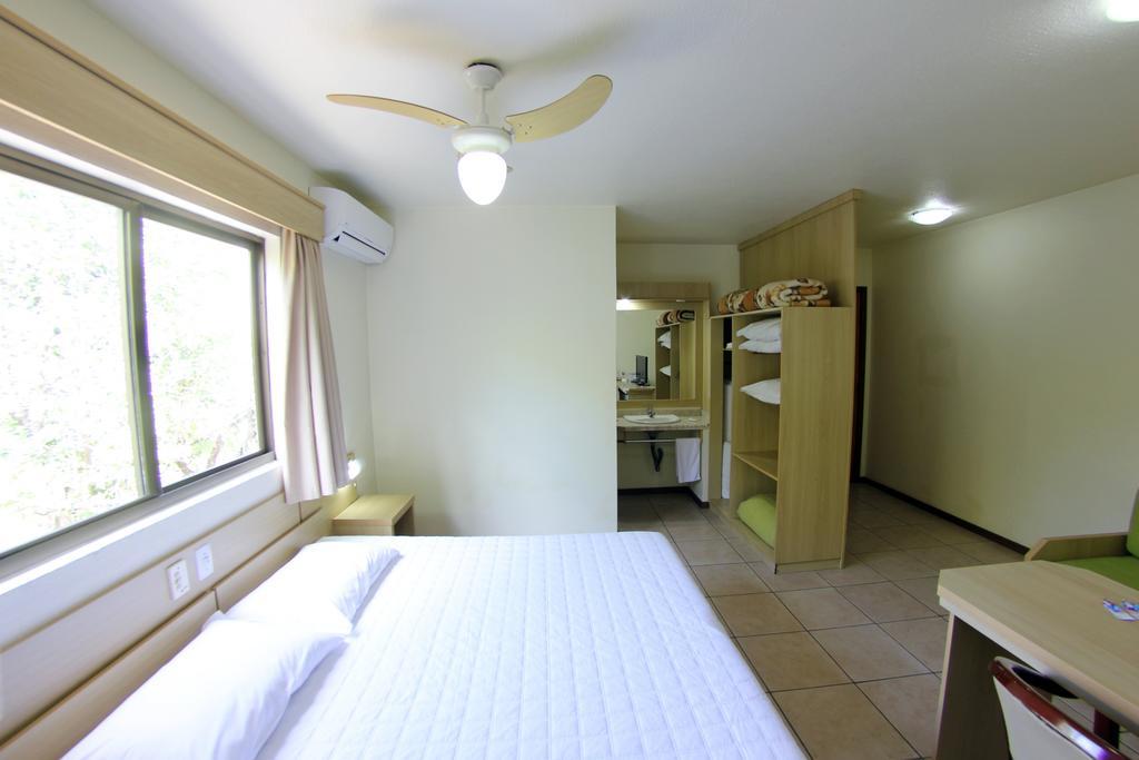 Hotel Antonio'S Санта Крус ду Сул Екстериор снимка
