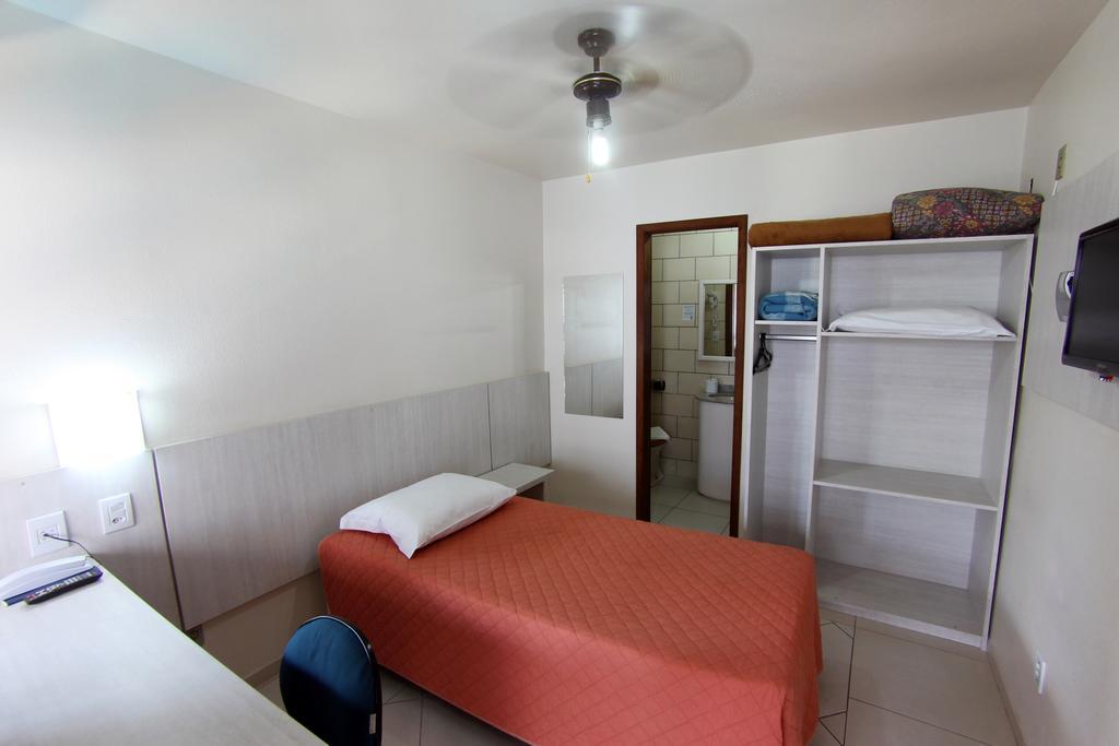 Hotel Antonio'S Санта Крус ду Сул Екстериор снимка